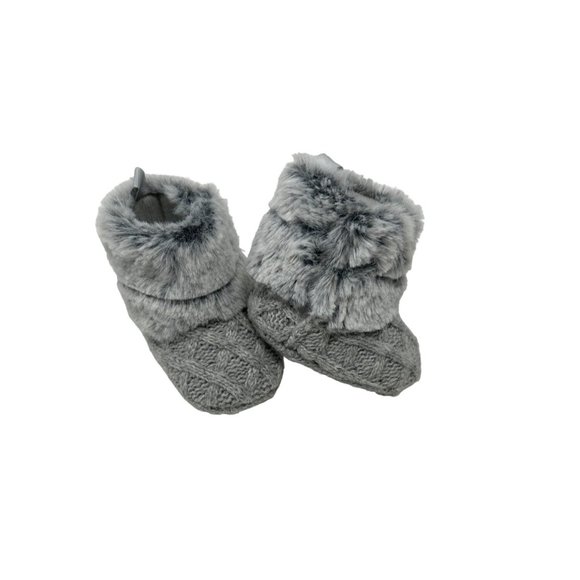Baby Grey Knit & Faux Fur Boots, & Brown‎ Suede Moccasins - Sizes 0-3 M & 3-6 M - Picture 3 of 14